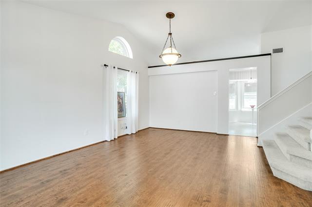 Foto del edificio - 1602 Stoneway Dr