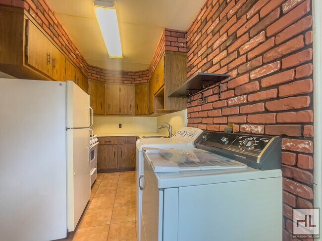 Foto del edificio - 21-51-51 48th St