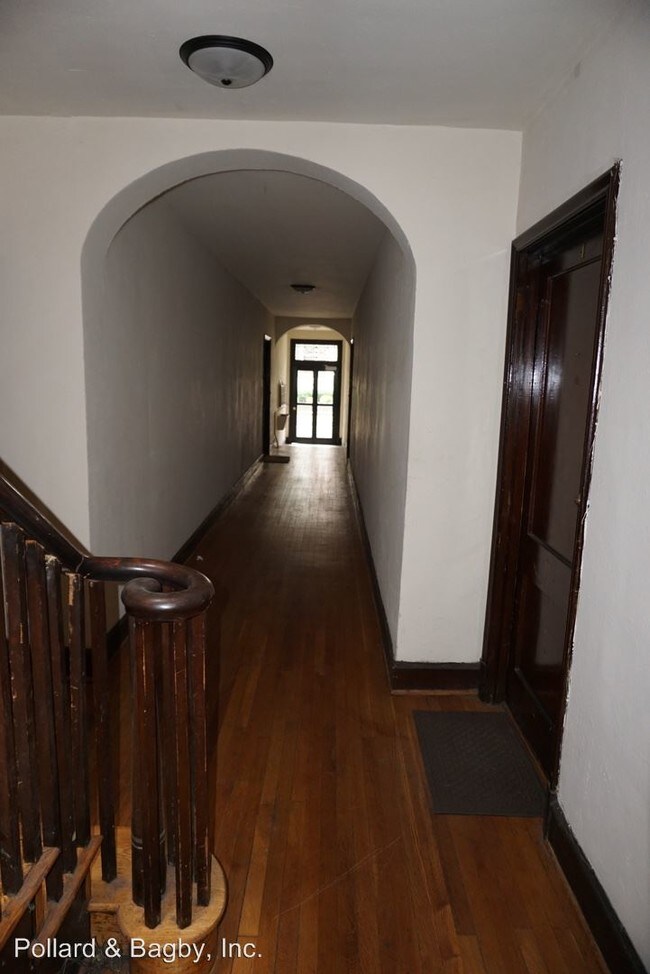 Building Photo - 2614 Grove Ave