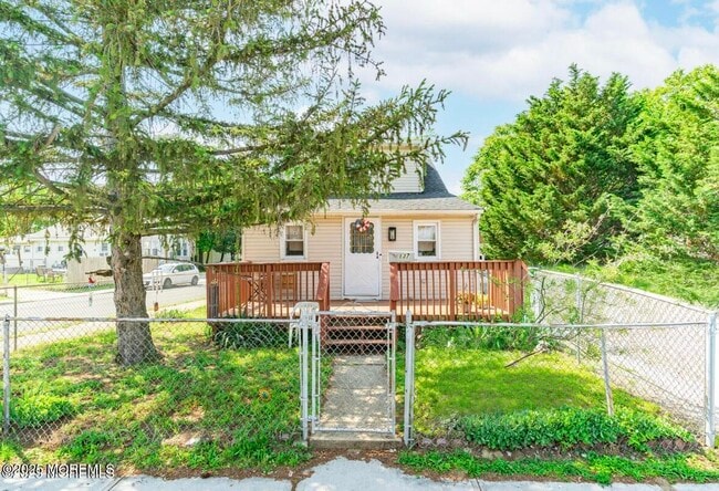 Building Photo - 137 Seabreeze Way