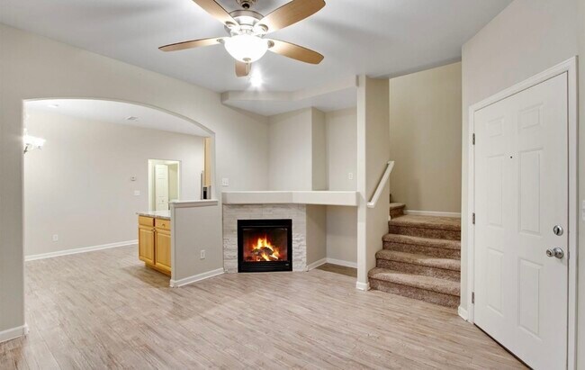 Foto del edificio - 3331 Apple Blossom Ln
