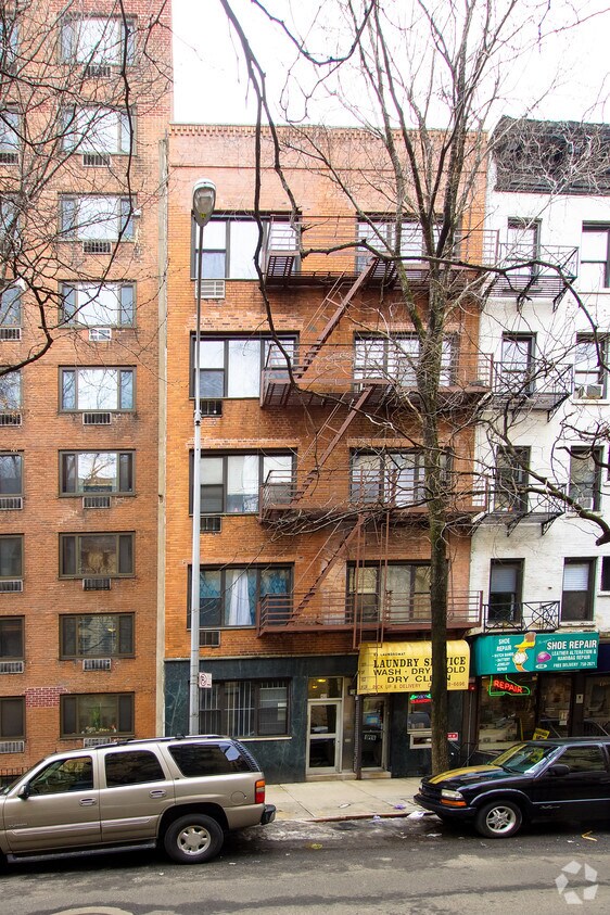 Building Photo - 412 E 64th St