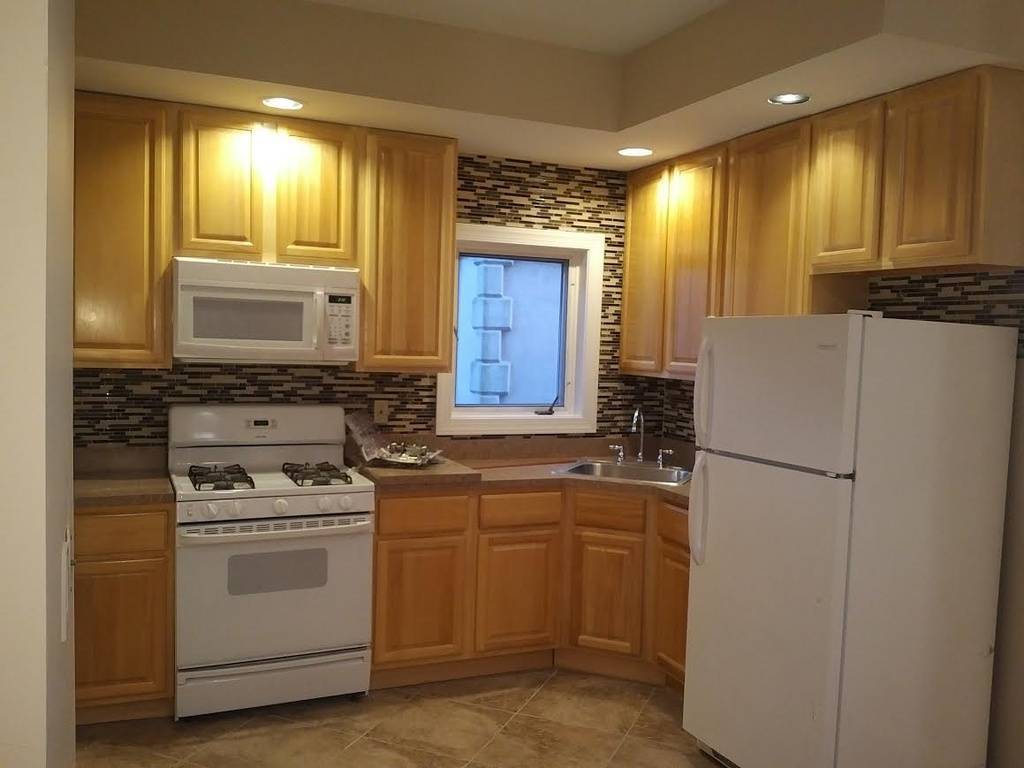 Primary Photo - 69 Windom Ave