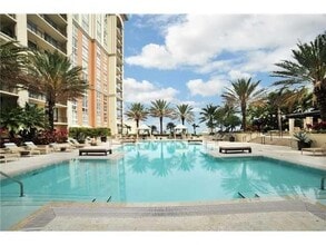 Building Photo - 550 Okeechobee Blvd