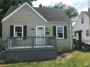 Building Photo - 2228 E Keys Ave