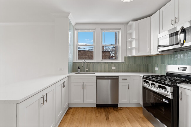 Foto del edificio - 5408 W George St