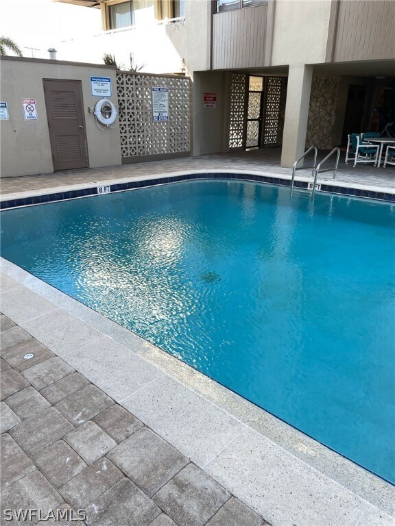 Foto del edificio - 4807 Sunset Ct