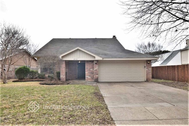 Building Photo - 2513 Livingston Ln