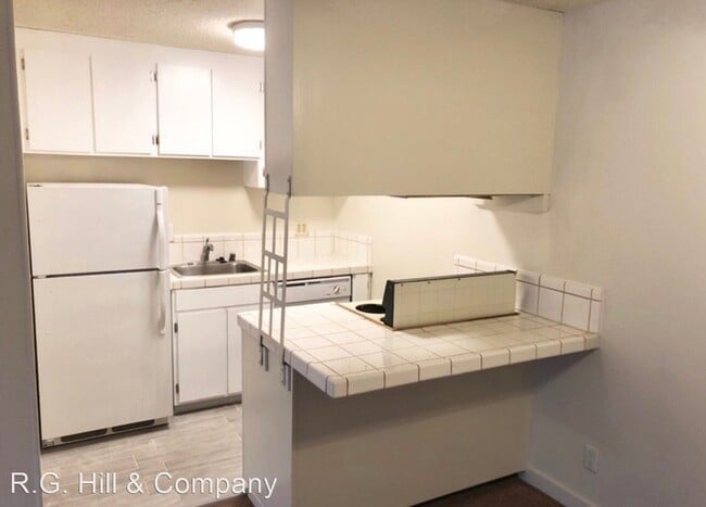 Building Photo - 1404 Creekside Dr