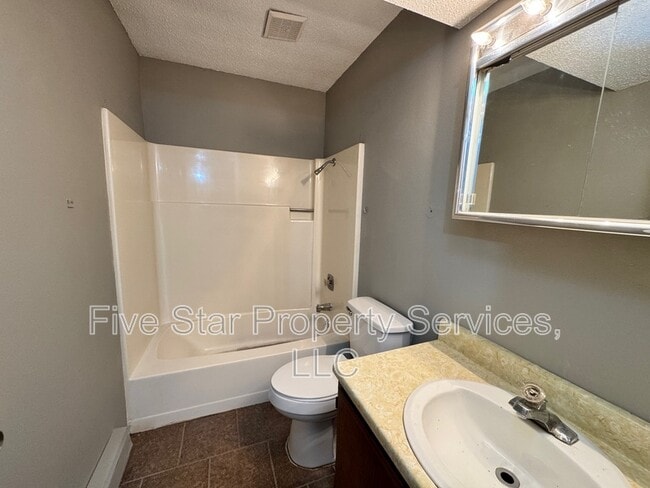 Foto del edificio - 2080 W Washington St