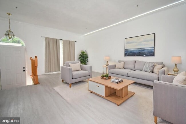 Building Photo - 6617 Cambria Terrace