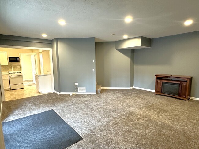 Foto del edificio - 15493 Yellow Pine St NW