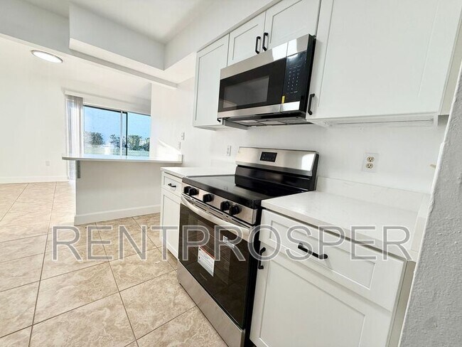 Building Photo - 4351 S Semoran Blvd