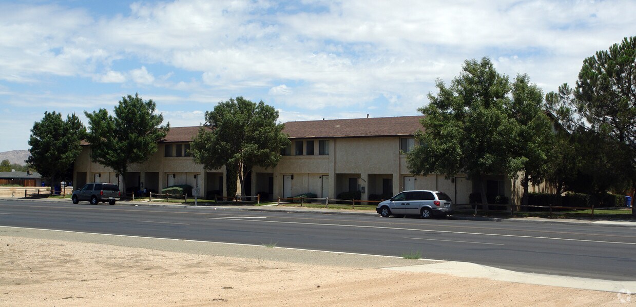 Primary Photo - 12745 Navajo Rd