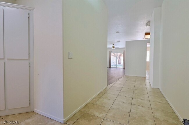 Foto del edificio - 8804 Cypresswood Ave