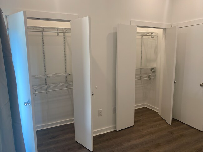 Foto del edificio - 5732 Ludlow St