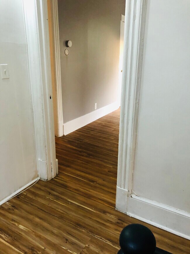 Entrance top apt 2 - 339 S 7th Ave