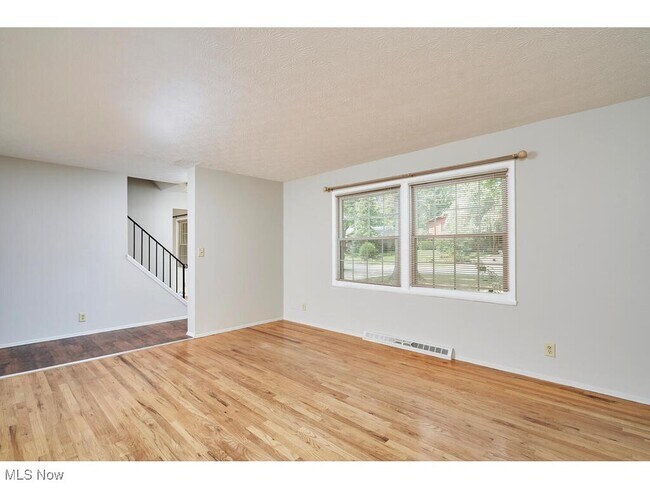 Building Photo - 2490 Coronado Ave