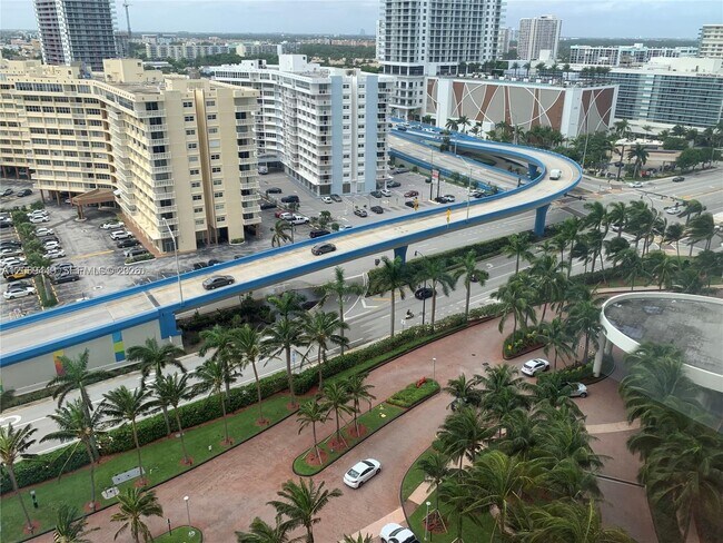 Foto del edificio - 1830 S Ocean Dr