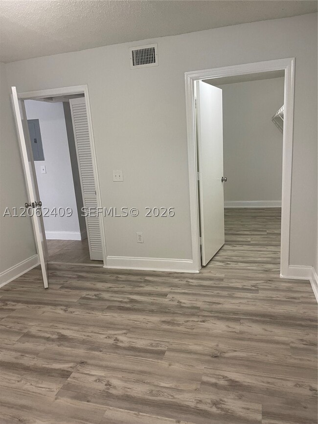Building Photo - 3670 N 56th Ave