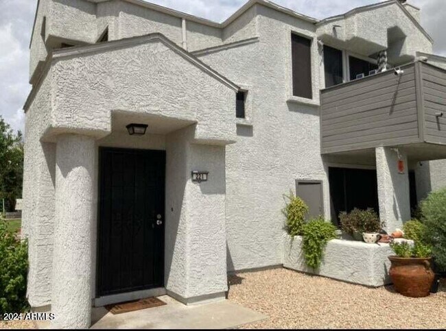 Building Photo - 9407 59th Ave