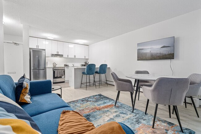 Photo du bâtiment - 2225 W 8th Ave