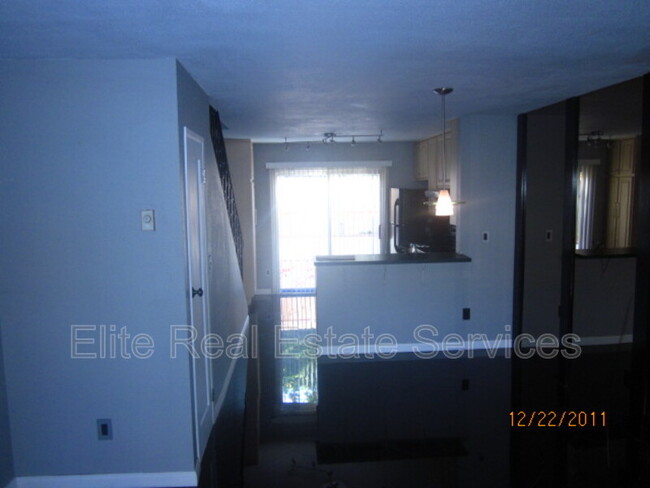 Foto del edificio - 6621 Bell Bluff Ave