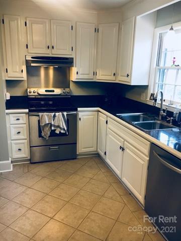 Foto del edificio - 7014 Tabor Ln