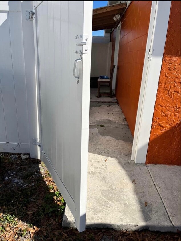 Photo - 8903 Shady Tree Ct (Tampa, FL)