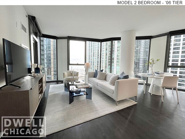 Foto del edificio - 337 E Randolph Dr