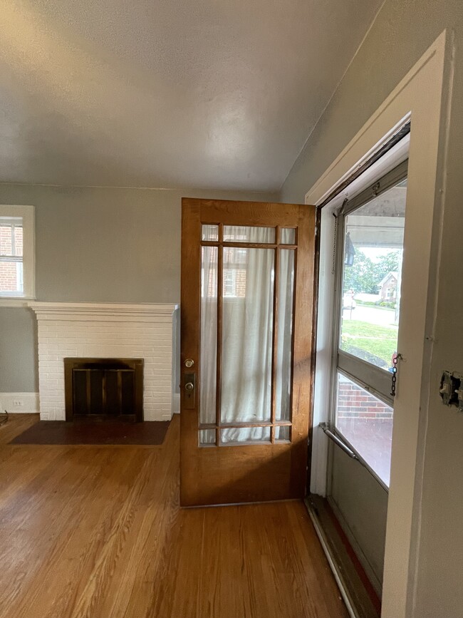 Living Room - 2034 Brandon Ave SW