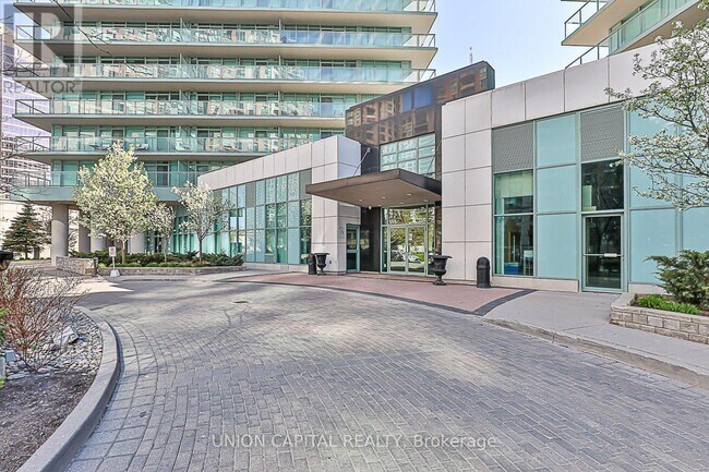 Photo du bâtiment - 5508-5508 Yonge St