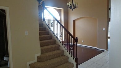 Building Photo - 21911 Canyonwood Park Ln