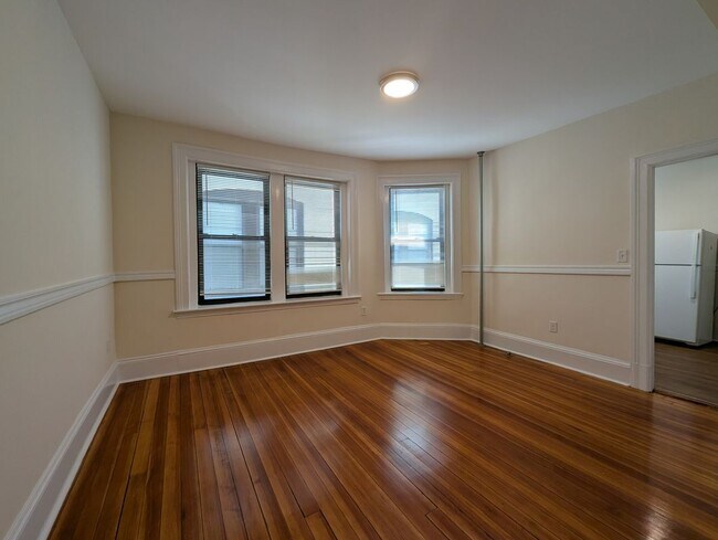 Foto del edificio - 881 Massachusetts Ave