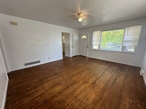 Building Photo - 1115 N Winnebago St