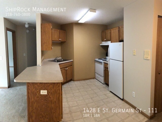 Building Photo - 1428 E St Germain St