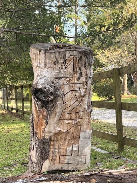 Foto del edificio - 121 Gilbert Curry Dr