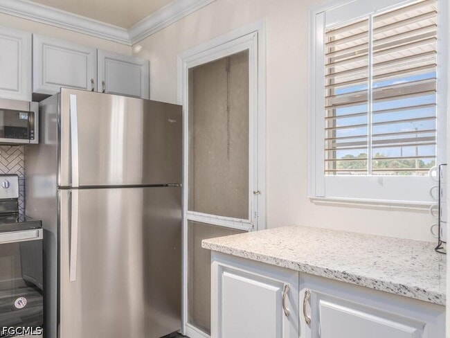 Foto del edificio - 1010 Tropic Terrace