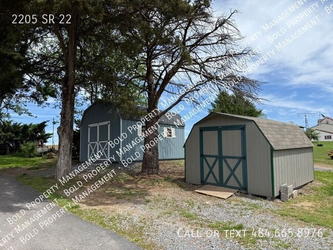 Building Photo - 2205 SR 22
