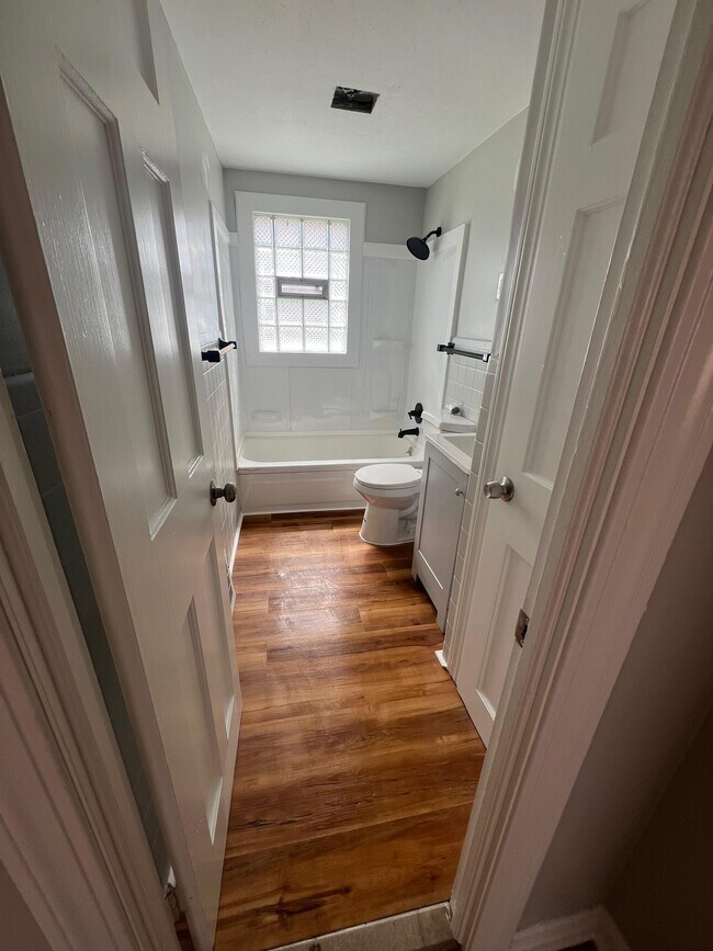 Foto del edificio - 525 E 222nd St