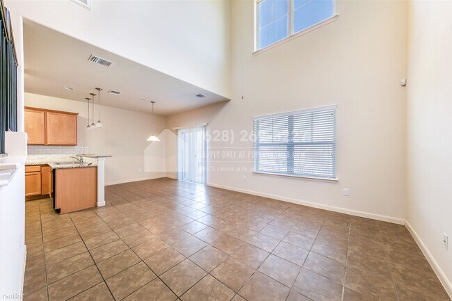 Foto del edificio - 2 br, 2.5 bath Condo - 1620 Bryant Dr. Uni...