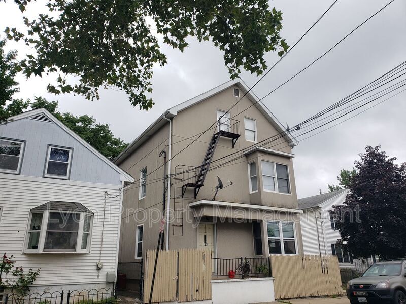 53 Langdon St Unit 3, Providence, RI 02904 Condo for Rent in