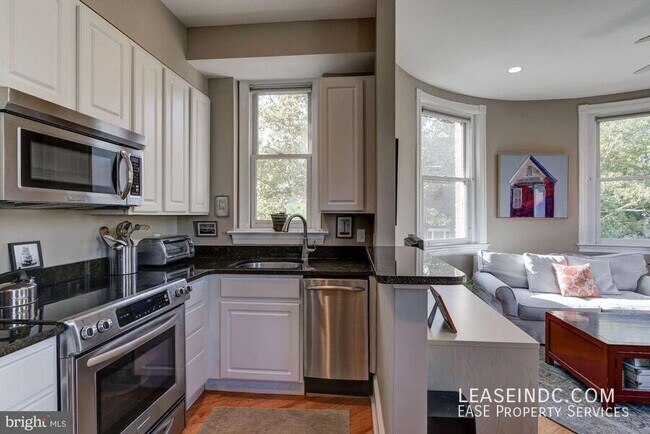 Foto del edificio - 1201 Q St NW