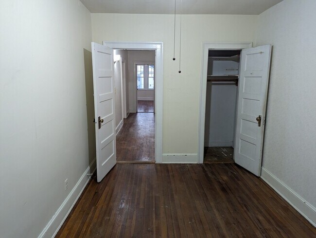 Building Photo - 1480 Corbin Ave