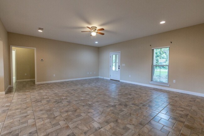 Foto del edificio - 3 bedroom, 2 bathroom home in Fairhope Rivermill Community