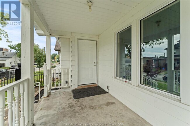 Building Photo - 1353 Mckay Av