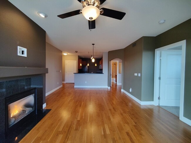 Building Photo - 9019 E Panorama Cir