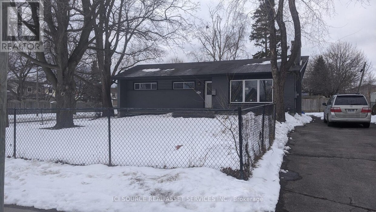 Primary Photo - 1152 Cedar St