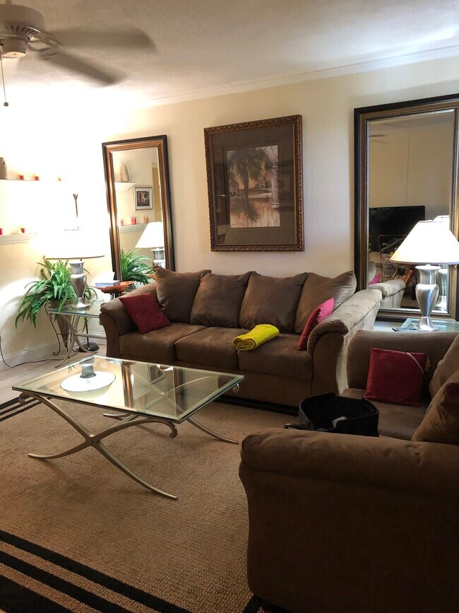 Foto del edificio - 2565 S Ocean Blvd