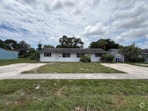 Building Photo - 341 Silver Beach Rd